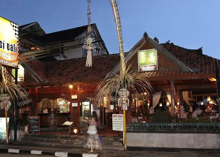 ホテル Adi Dharma レギャン